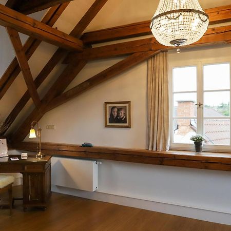 Boutique-Hotel Im Sternenhof Grosskarlbach Buitenkant foto